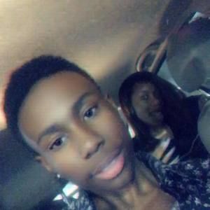 Meet your Posher, Cameron